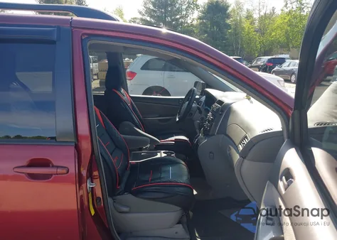 2007 Toyota Sienna Le z USA, uszkodzony, nr VIN 5TDZK23C07S085979